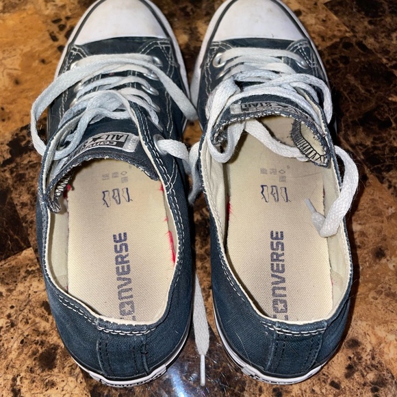 Black Converse - Picture 3 of 4